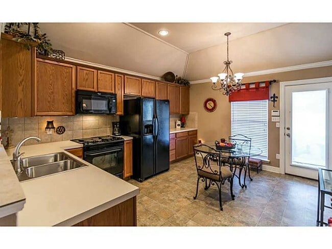 505 Gaston Cir in Bossier City, LA - Building Photo - Building Photo
