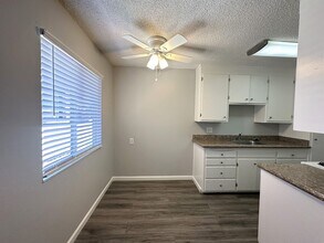 Lincoln Courtyards at 531 Glendora Avenue in Stockton, CA - Building Photo - Interior Photo
