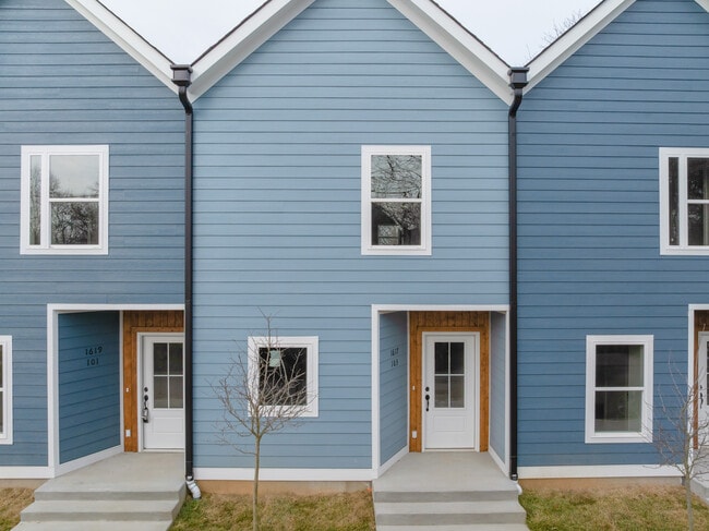 1613 S Highland Park Ave