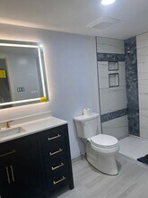 423 Christopher Ave in Gaithersburg, MD - Building Photo - Building Photo