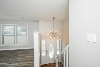 8603 Honor Ave in Louisville, KY - Building Photo - Building Photo