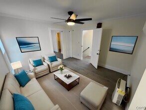 6 Fountain St in Clinton, NY - Building Photo - Building Photo