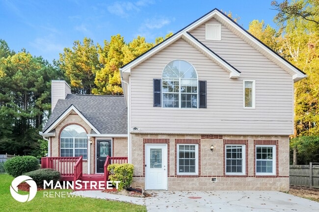 property at 417 Montgomery Pl