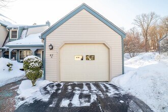 67 Crystal Brook Way in Marlborough, MA - Building Photo - Building Photo