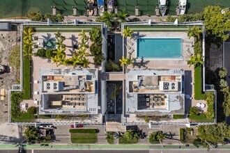 Kai at Bay Harbor Islands in Bay Harbor Islands, FL - Foto de edificio - Building Photo