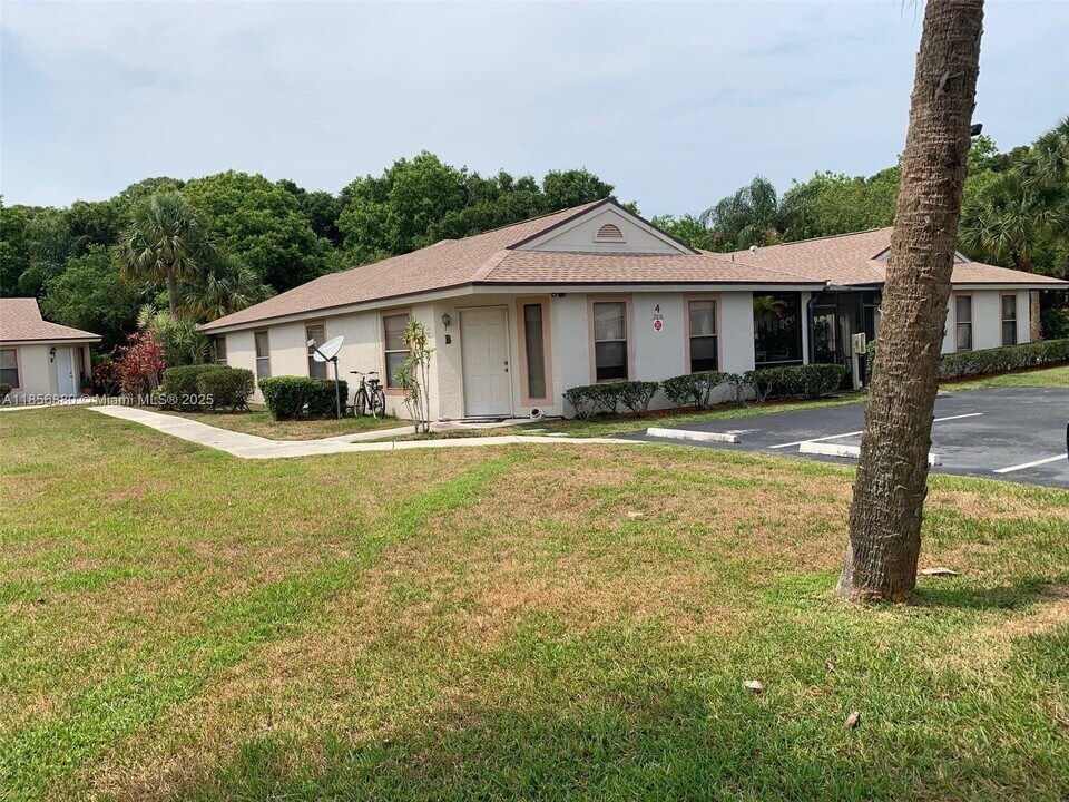 2816 Stoneway Ln in Fort Pierce, FL - Building Photo