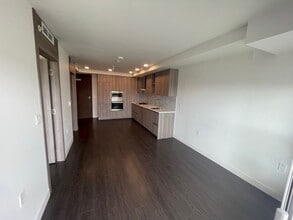 433 SW Marine Dr in Vancouver, BC - Building Photo - Building Photo