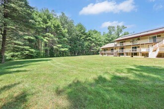 A1 Properties in Willington, CT - Foto de edificio - Building Photo