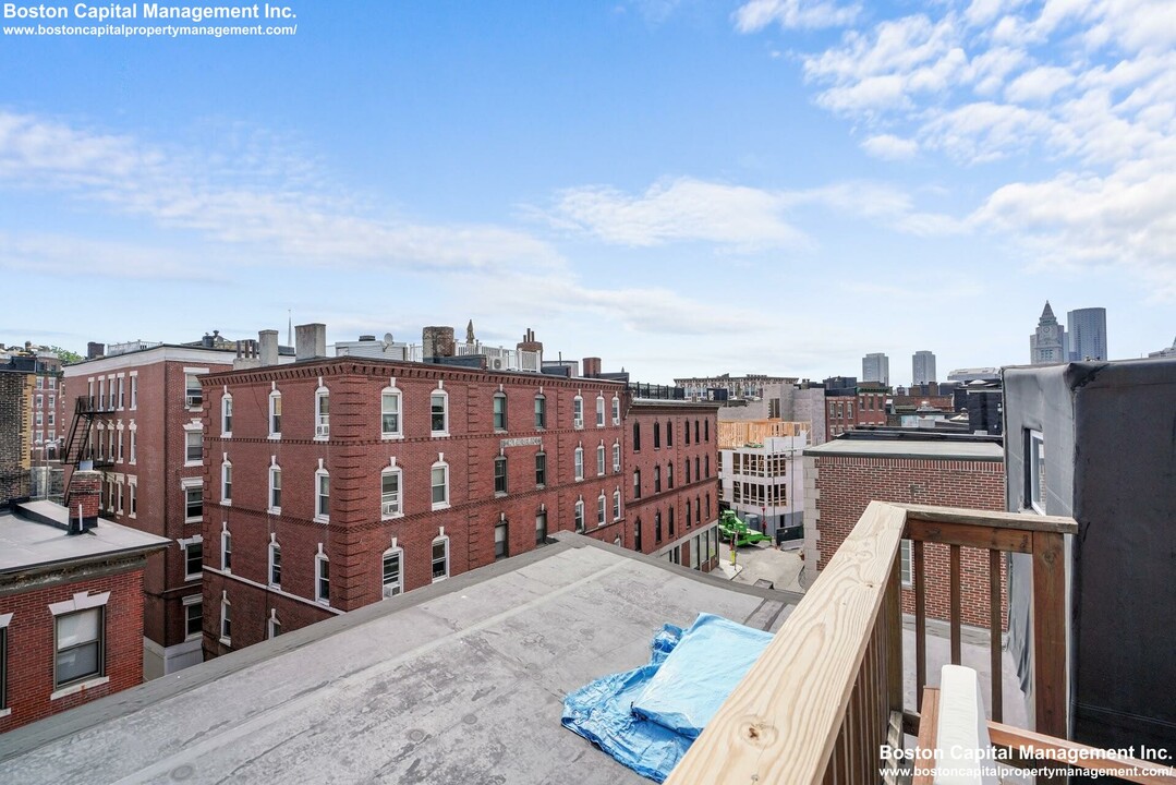 198 Endicott St, Unit 3 in Boston, MA - Building Photo