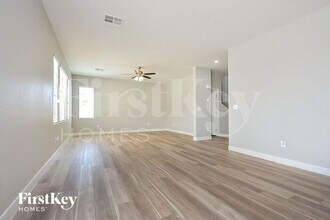5238 Reed Station St in North Las Vegas, NV - Building Photo - Building Photo