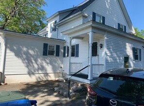 49 View St in Leominster, MA - Building Photo - Building Photo