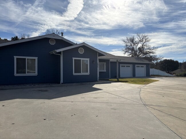 5805 Marco Ln in Atascadero, CA - Building Photo - Building Photo