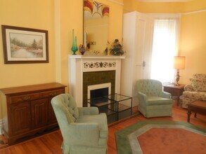 1436 S 3rd St, Unit #2 in Louisville, KY - Building Photo - Building Photo