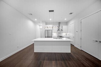 4626 Munger Ave in Dallas, TX - Building Photo - Building Photo