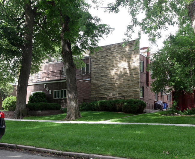 2233 S Josephine St in Denver, CO - Foto de edificio - Building Photo