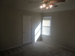 3611 Basset Dr in Killeen, TX - Building Photo - Building Photo