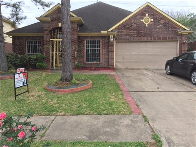 7622 Tussendo Dr in Houston, TX - Building Photo