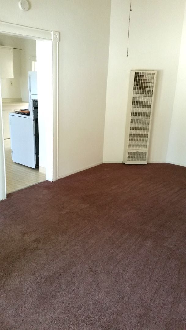 122 Leland St-Unit -#122 1/2 in Santa Rosa, CA - Building Photo - Building Photo