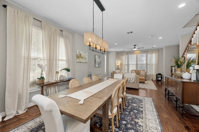 property at 1314 W 21st St