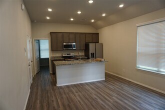 10197 Barberry St in Willis, TX - Building Photo - Building Photo