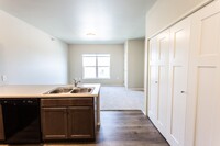 Irving Center Apartments in Sioux Falls, SD - Building Photo - Building Photo