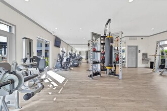 Hadley Midtown in Houston, TX - Building Photo - Interior Photo