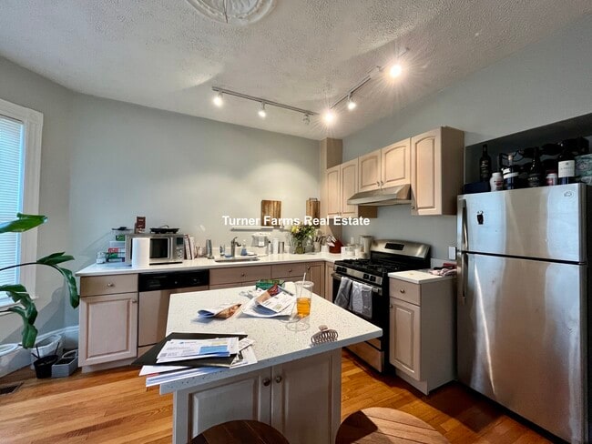 24 Pond St, Unit 1