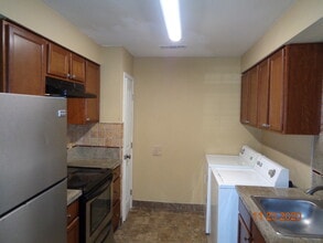 676 Jennifer Jean Dr in Baton Rouge, LA - Building Photo - Building Photo