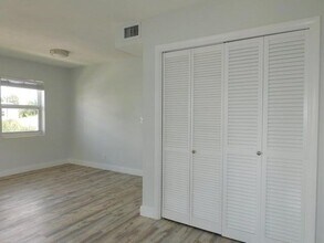 15 S Palmway in Lake Worth Beach, FL - Building Photo - Building Photo