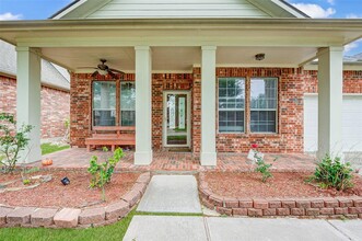 4210 Maurice Way in Stafford, TX - Building Photo - Building Photo