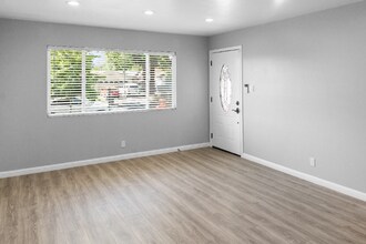 1648 Tallac St in Napa, CA - Building Photo - Building Photo