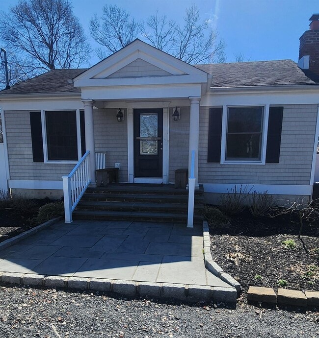 property at 1524 Express Dr S