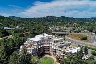 33 North Apartments in San Rafael, CA - Building Photo - Building Photo