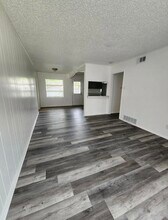 2301 Cochran St in Irving, TX - Building Photo - Building Photo