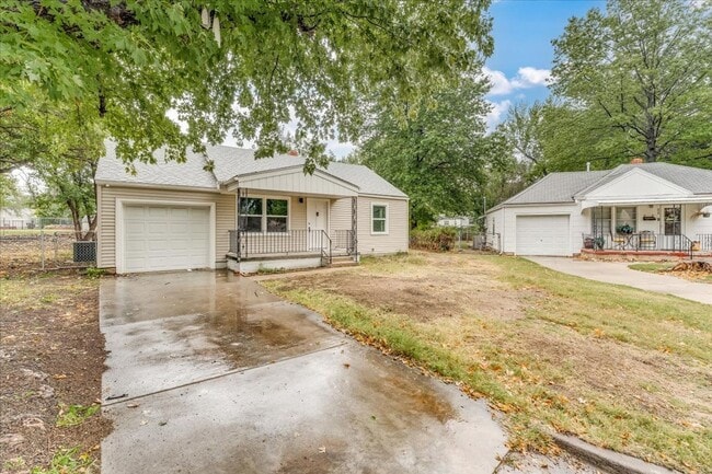 804 S Bleckley Dr in Wichita, KS - Building Photo - Building Photo