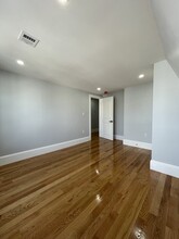 17 Pleasant St in Boston, MA - Building Photo - Building Photo