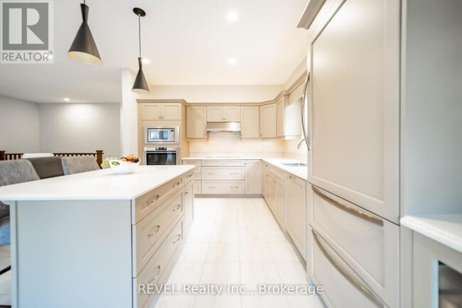 property at 5 Tulip Tree Rd