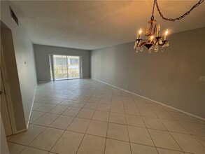 2180 NE 67th St, Unit 730 in Fort Lauderdale, FL - Building Photo - Building Photo