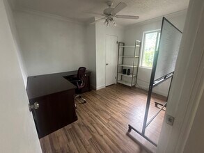 545 Aurora St in South Daytona, FL - Building Photo - Building Photo