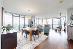 33 Lombard St in Toronto, ON - Building Photo