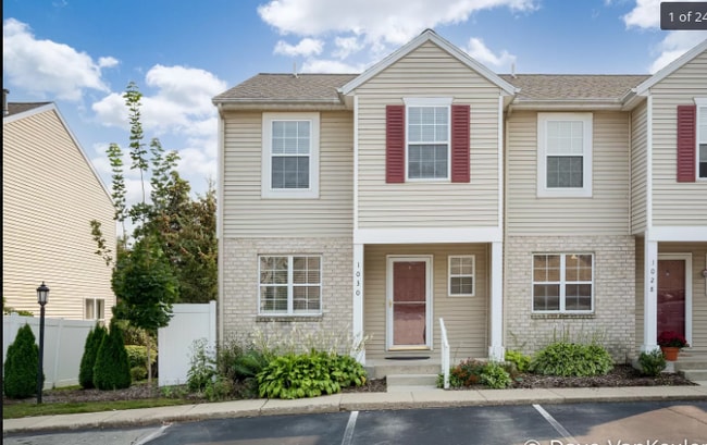 property at 1030 Ada Place Dr SE