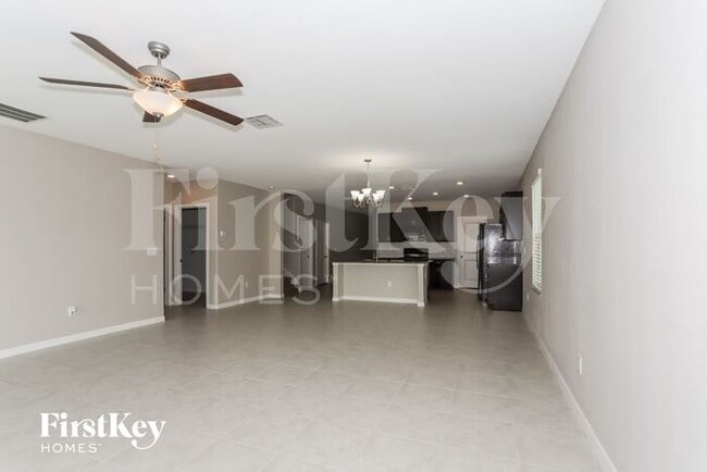 10226 Bright Crystal Ave in Riverview, FL - Building Photo - Building Photo