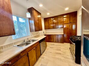 1419 E Earll Dr in Phoenix, AZ - Building Photo - Building Photo