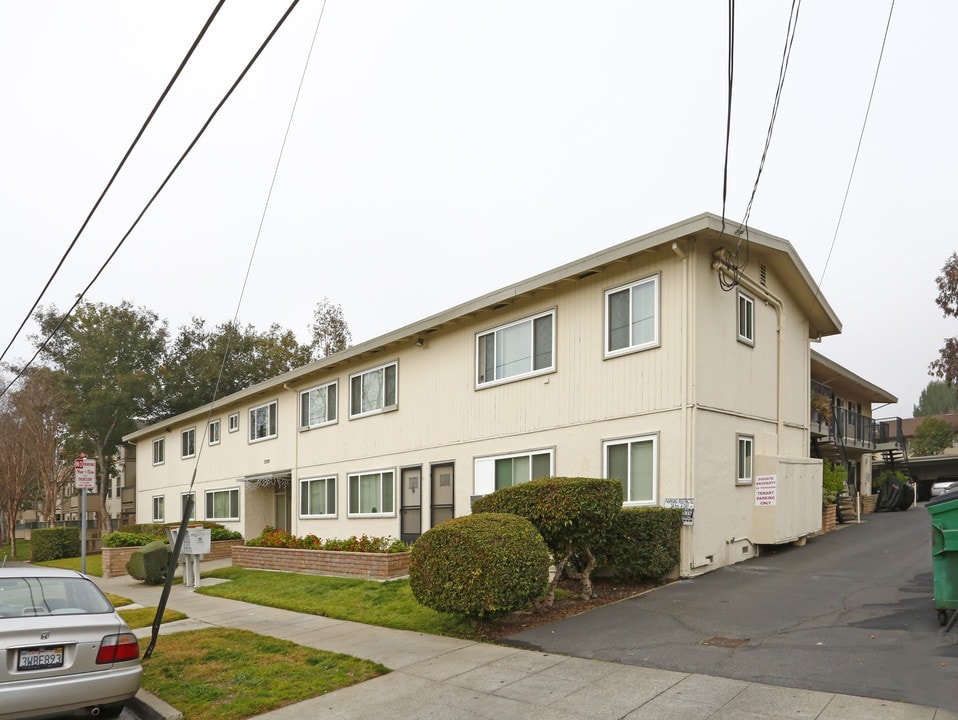 Porterhouse Apartments in San Jose, CA - Building Photo