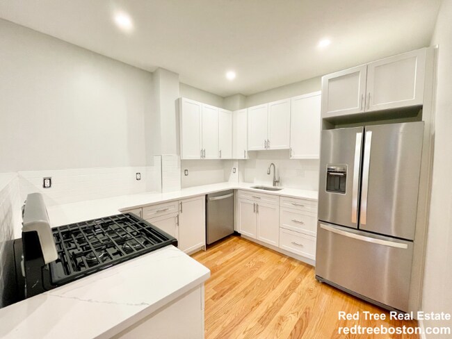 property at 35 Newport St