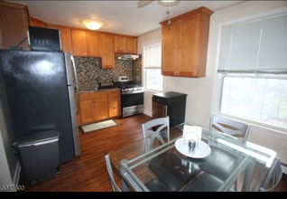 963 E Front St in Plainfield, NJ - Building Photo - Building Photo