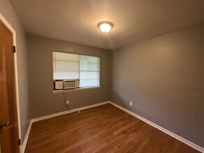 9418 Randall Ave in Denham Springs, LA - Building Photo - Building Photo