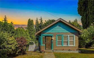 1724 King St in Bellingham, WA - Building Photo