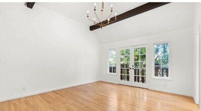 124 Montana Ave in Santa Monica, CA - Building Photo - Building Photo