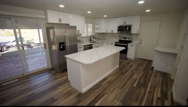 6252 S Ash Cir W in Centennial, CO - Building Photo - Building Photo